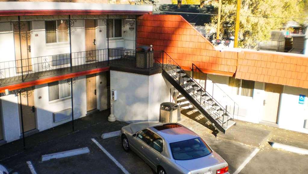 Magnuson Hotel Park Vue Ely Exterior foto